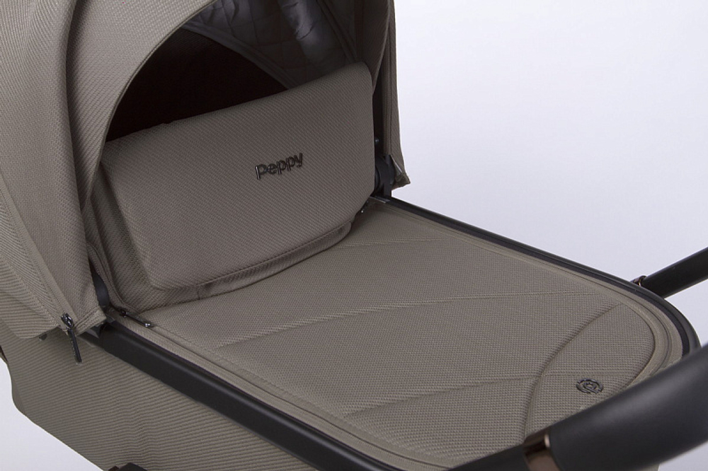 Детская коляска Peppy Monaco 2 в 1 Sandstone (песочный), рама черная