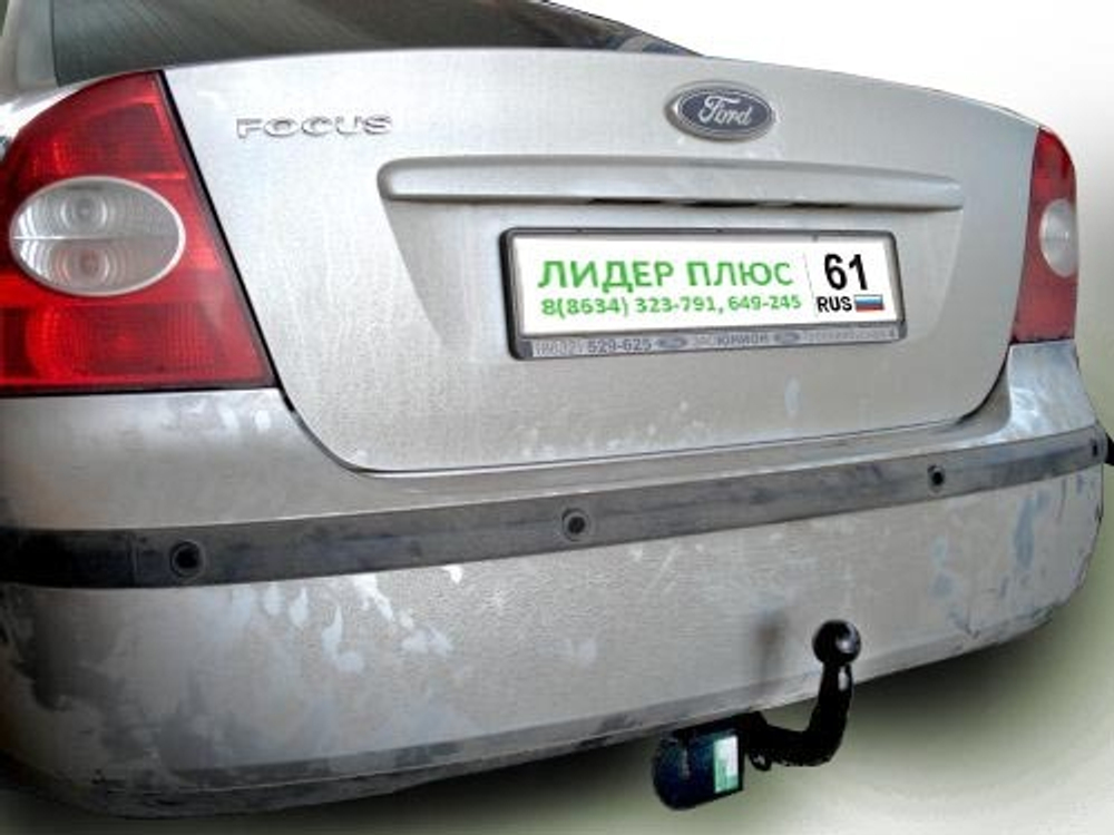Фаркоп(прицепное) Лидер-Плюс для FORD FOCUS 2,3  (седан) 2004-2011,2010- (паспорт и сертификат в комплекте)(без электрики)F102-A