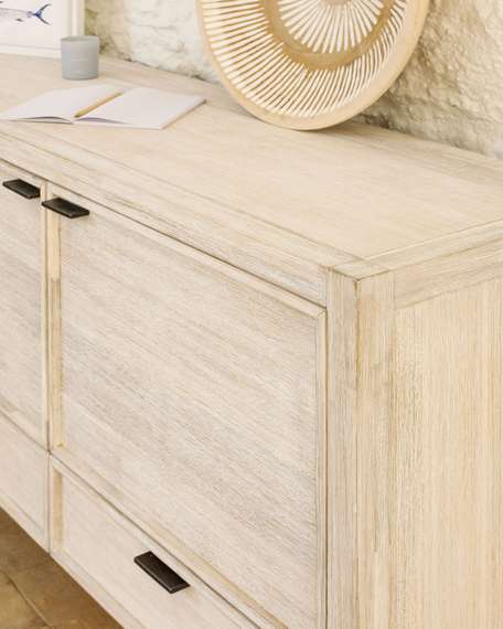 Настенная панель Mely из массива альбиции в белую полоску Ø 49 см