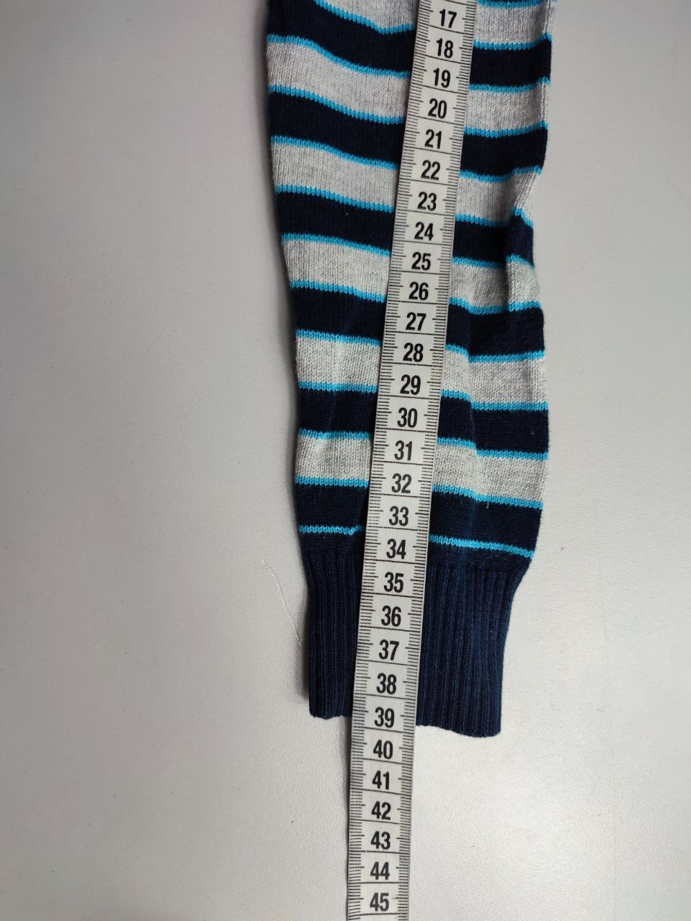 Кофта в полоску на парня 7-8 лет