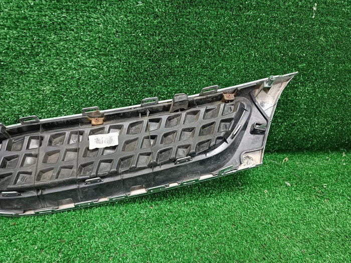 Решетка радиатора KIA Rio 4 X-Line (2017-2020)