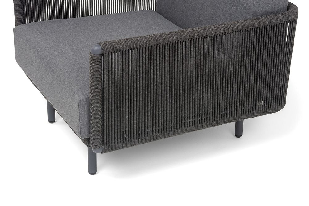 "Джелло" кресло плетеное из роупа, каркас алюминий темно-серый (RAL7024) муар, роуп темно-серый круглый, ткань темно-серая 027