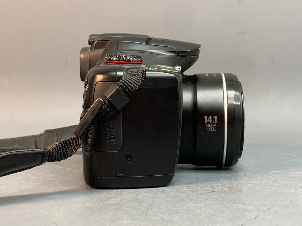 Canon PowerShot SX30 IS