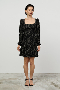 Платье-каре мини