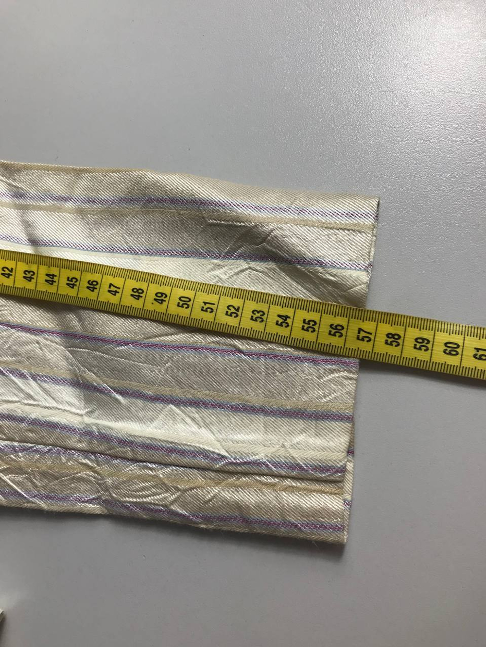 Жакет нежного оттенка тонкий, визуально 44 размер