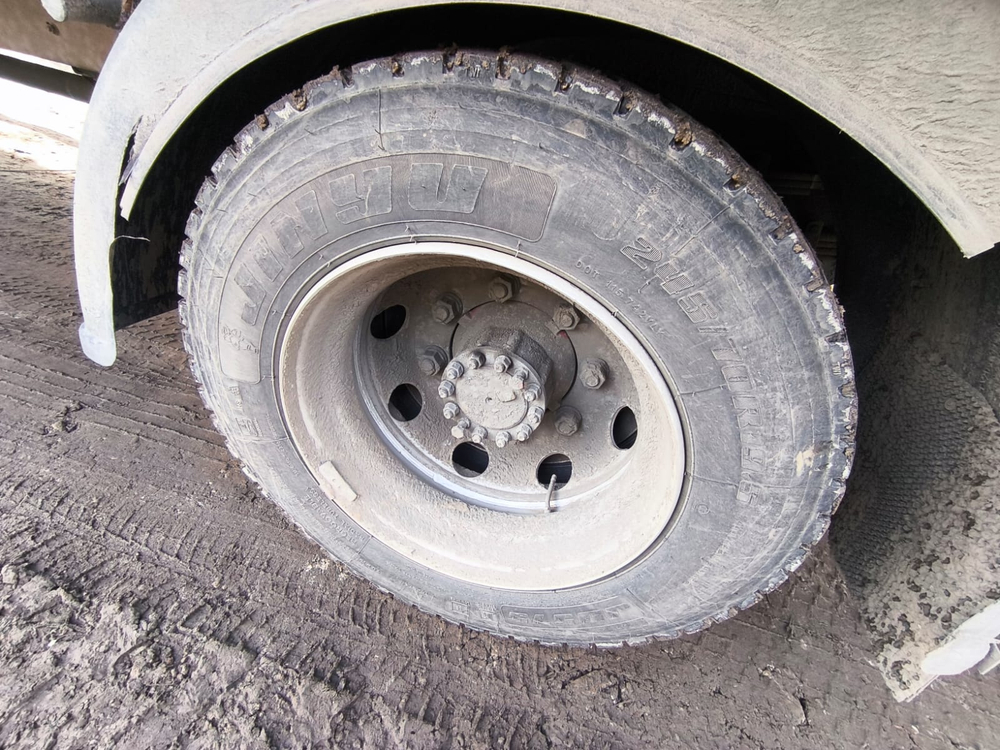 DongFeng C120 Бортовой (Евроборт) 2818F-51 (Евроборт, Дизельный, 3,8 л., 166 л.с., МТ)