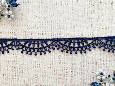 Кружево плетеное, ш. 2 см.