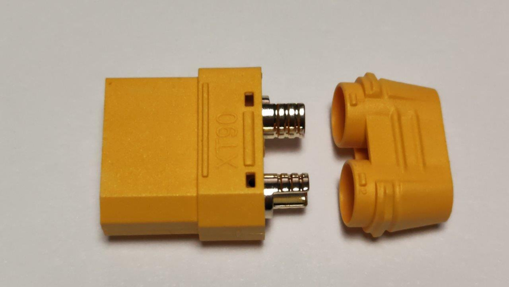 Разъём Amass XT90H-F