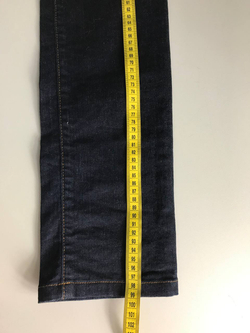 Джинсы Love Moschino стильные, маркировка 28, визуально на 46 размер