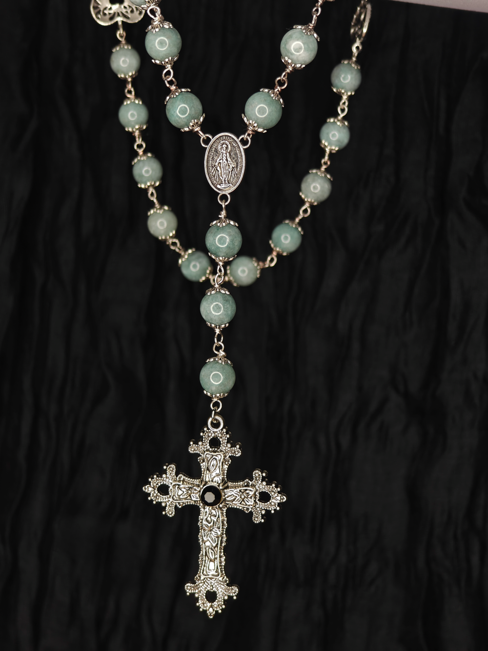 Розарий из бирманского нефрита