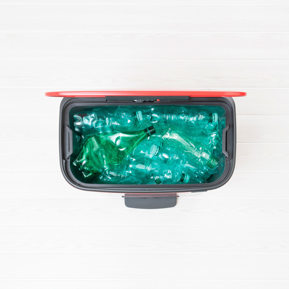 Мусорный бак Bo Pedal Bin 60л Brabantia Пламенно-красный