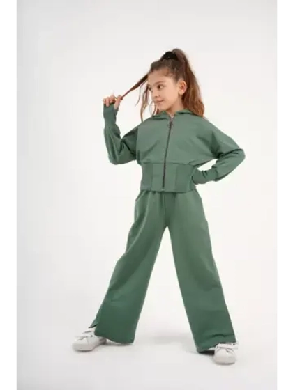 Костюм с брюками палаццо