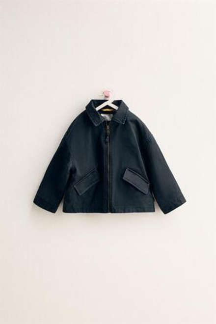 ZARA TIMELESS — КУРТКА С ВОЩЕНЫМ ПОКРЫТИЕМ И СЪЕМНЫМ КАПЮШОНОМ, МОРСКОЙ СИНИЙ