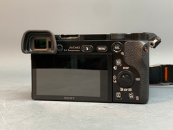 Sony A6000 kit 16-50mm 1.8 OSS 7.925 Кадров