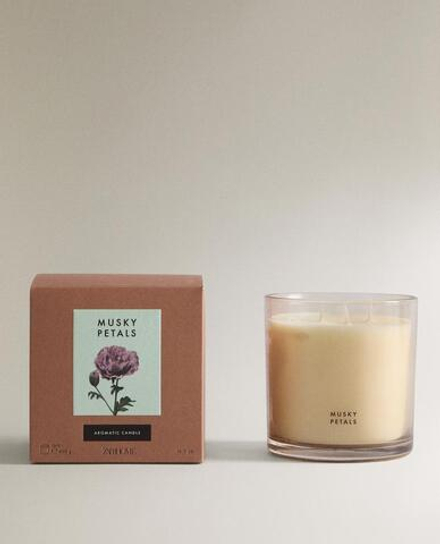 ZARA HOME АРОМАТИЧЕСКАЯ СВЕЧА MUSKY PETALS (400 Г)