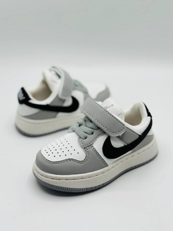 Детские кроссовки на липучках Nike Air Jordan Kids