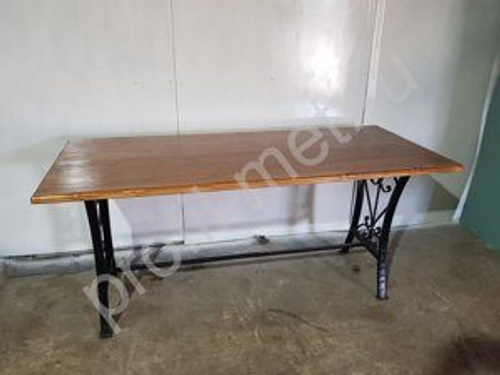 Стол 1,8 овал