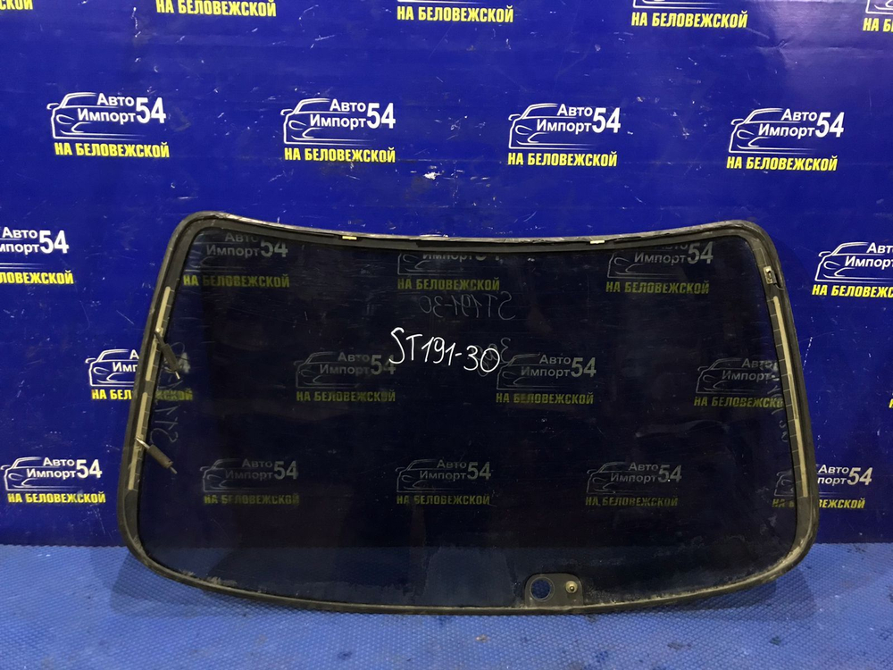 Стекло заднее TOYOTA CORONA 1993