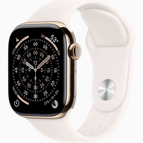 Apple Watch Series 11 GPS 42mm Gold Titanium Case with Ligh Blush Sport Band