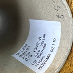 HK1202 - HASEGAWA; 100% шелк; 6000м/100гр; col. GOLD YELLOW, цвет: охра; Есть бобинка: 75 гр