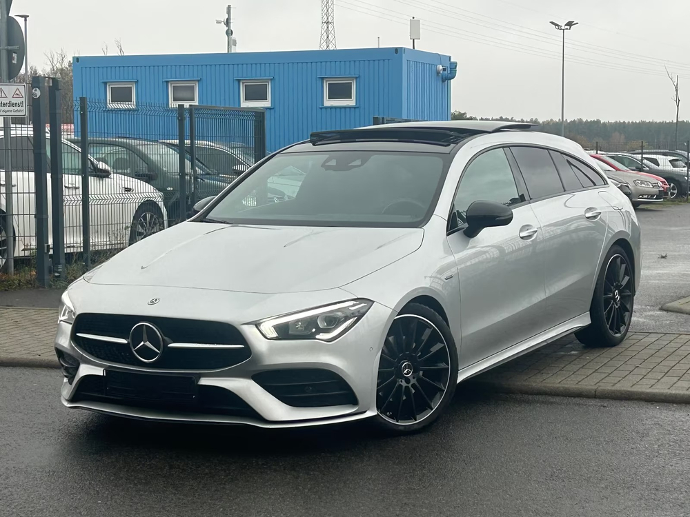 Mercedes-Benz CLA 220 Shooting Brake