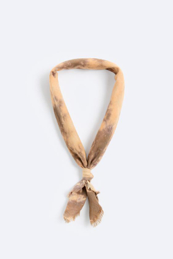 ZARA БАНДАНА С ПРИНТОМ ТАЙ-ДАЙ, ОХРА