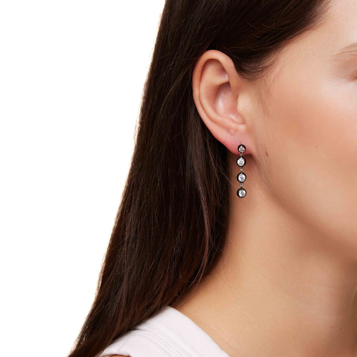 Серьги Crystal Black Strings Earrings