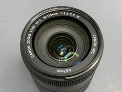 Canon EF-S 18-135mm 3.5-5.6 IS