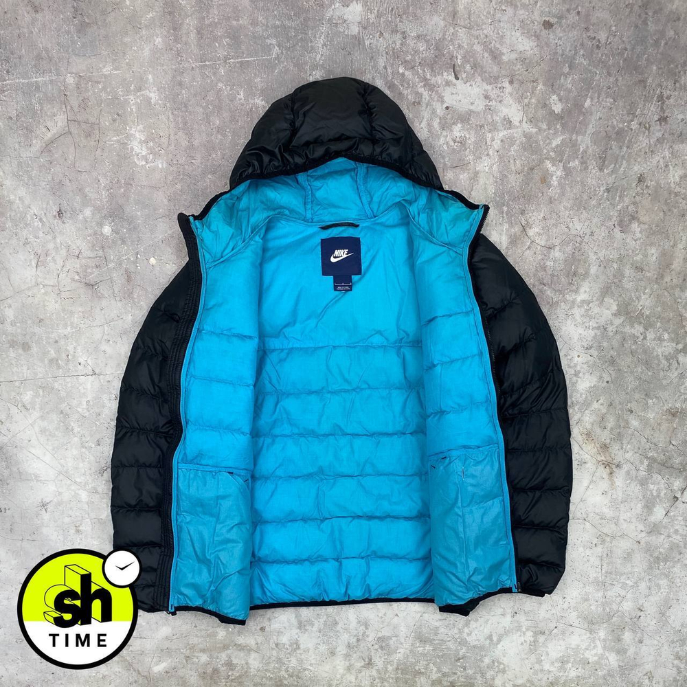 Микропуховик Nike