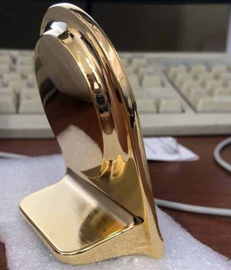 Настольные часы-будильник Seiko QHG041G