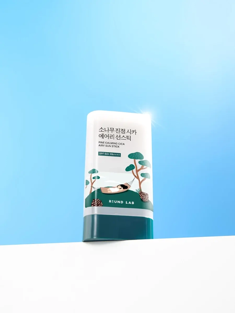 Round Lab Солнцезащитный стик с сосной и центеллой для проблемной кожи Pine Calming Cica Airy Sunstick 19 гр