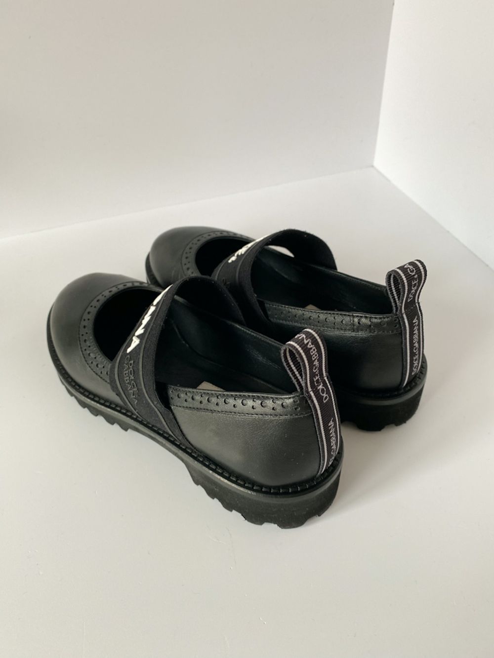 Новые кожаные туфли  Dolce&Gabbana, 31