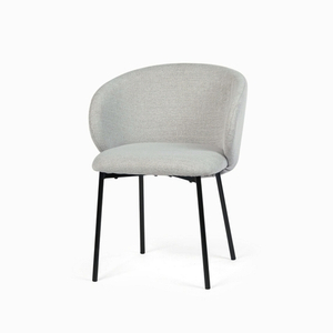 Обеденный стул Jhonas молочный