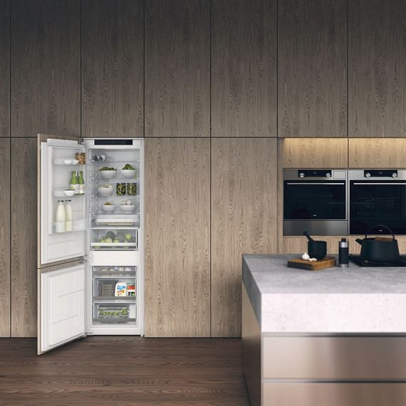 Встраиваемый холодильник Asko RFN31831i