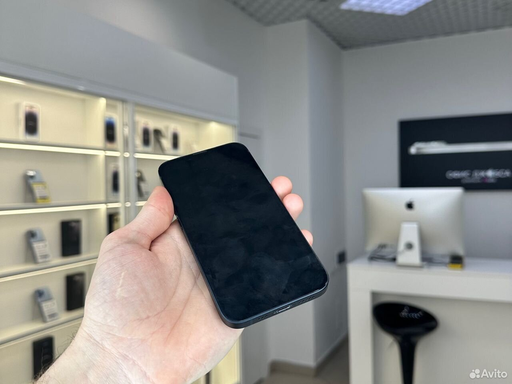 iPhone 13, 256 ГБ б/у