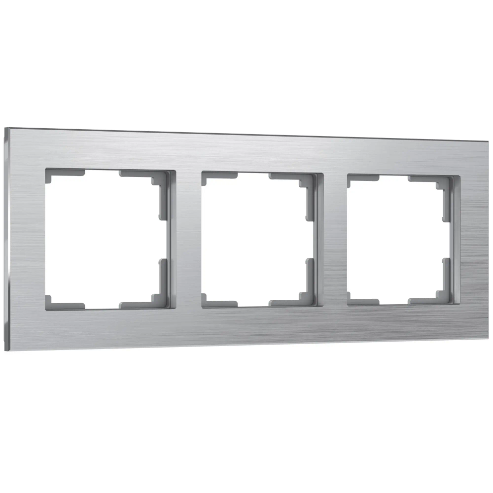 Рамка на 3 поста Aluminium (алюминий) W0031706