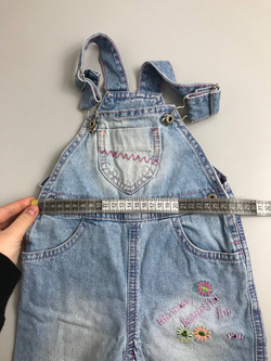 Комбинезон Gloria Jeans джинсовый на 9 месяцев