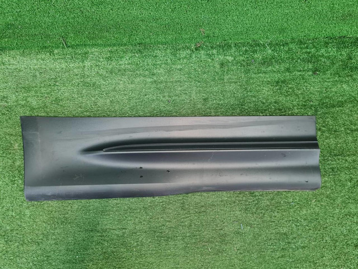 Накладка двери зад. правая Mercedes GLB X247 19-нв