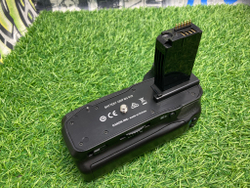 Canon BG-E18