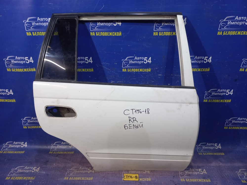 Дверь задняя правая TOYOTA CALDINA 1992-1996