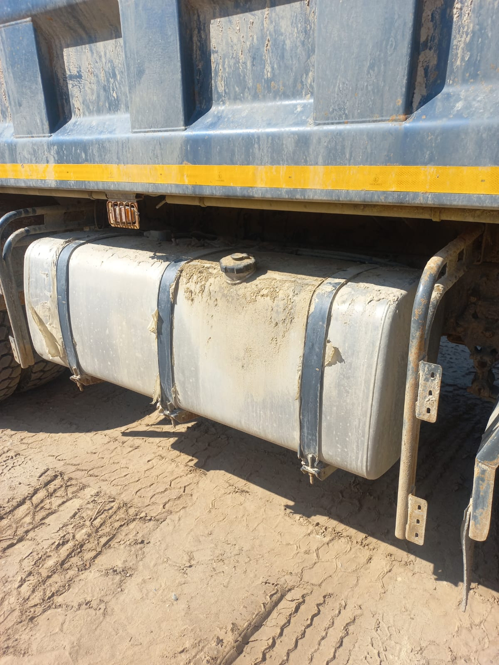 FAW J6 8x4 Самосвал СА3310Р66K24T4E5 (Дизельный, 11,1 л, 420 л.с., МТ)