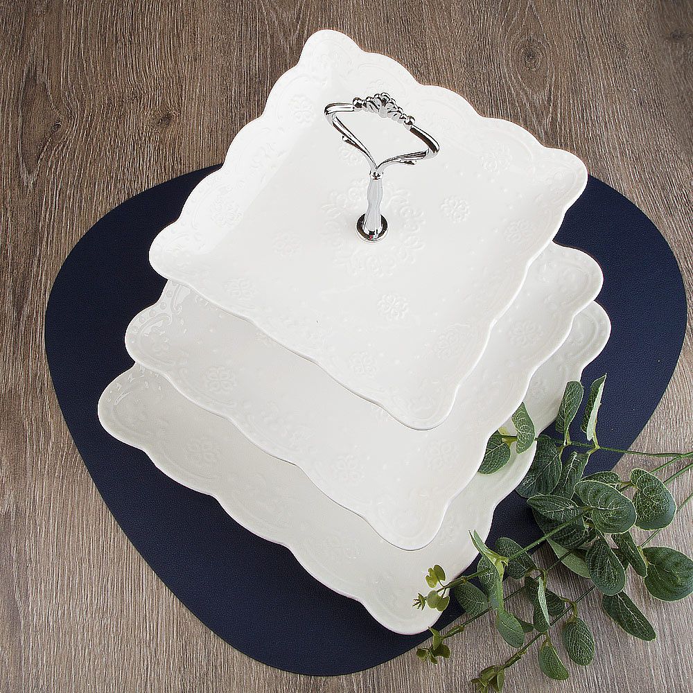 Блюдо 3-х ярусное " " 25*25/20*20/15*15см. h=36 см. (фарфор) (подарочная упаковка)