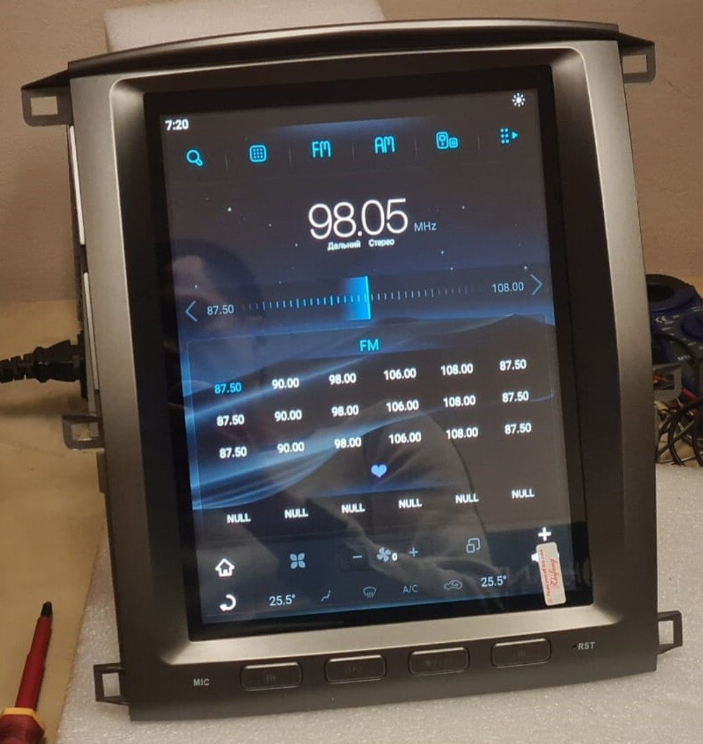 Магнитола для Lexus LX470 2002-2007 (вставки дерево или серебро, поддержка бк) - Carmedia ZF-1305-GE вертикальный экран в стиле "Тесла" на Android 13, 8+128Гб, CarPlay, 4G SIM-слот