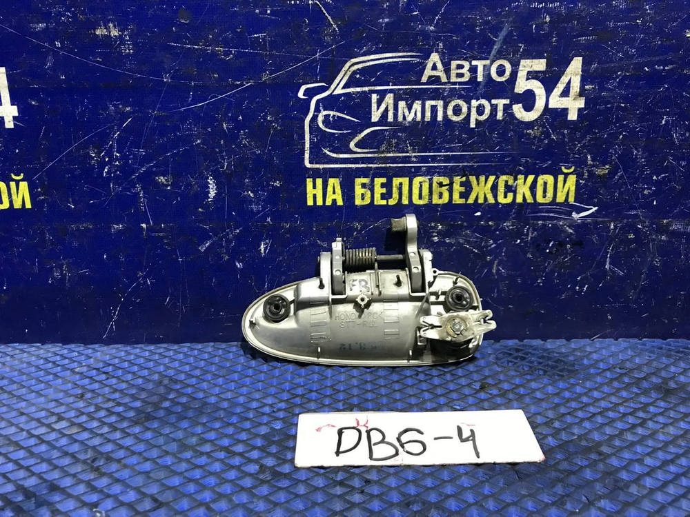 Ручка двери передней правой внешняя Honda INTEGRA 1996