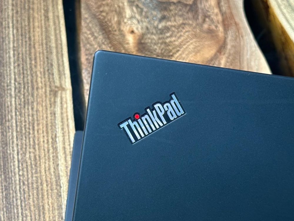 14" Ноутбук Lenovo Thinkpad Yoga X1 Gen 2 (2560x1440, Intel Core i7-7600U, RAM 16ГБ, SSD 512ГБ, Intel HD Graphics 620 , Win 10 Pro)