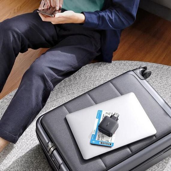 Сетевое зарядное устройство Ugreen CD224 USB-A+3*USB-C 65W GaN (70774) черный