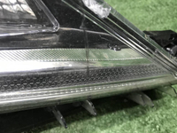 Битая Фара правая Toyota Camry xv70 (17-нв) LED