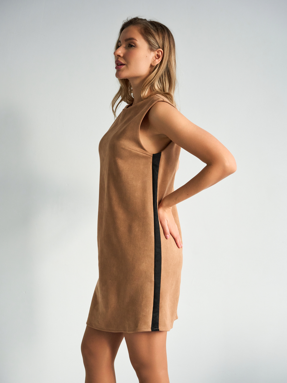 Платье сарафан офисный замшевый