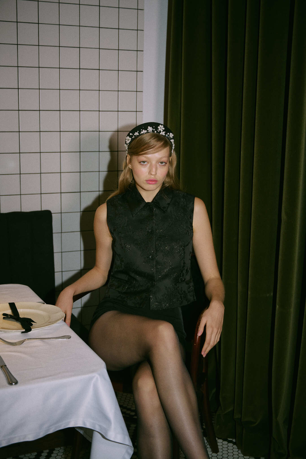 Кокошник из шелка с жемчугом