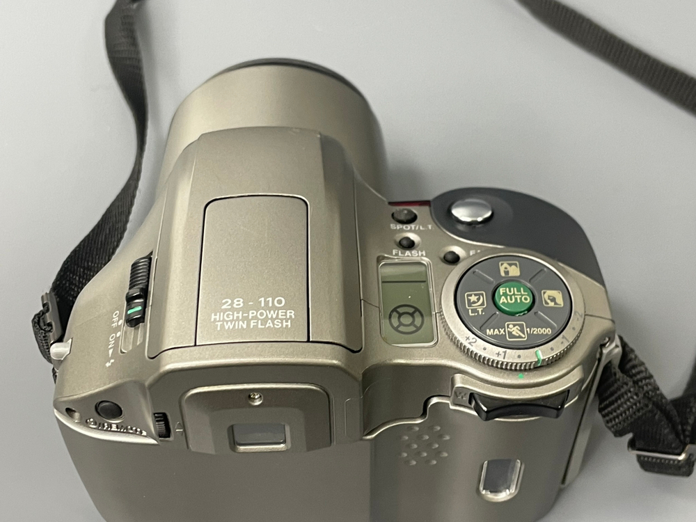 Olympus IS-300